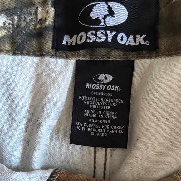 Mossy Oak Camouflage Cargo Pants - XL - Picture 3 of 4